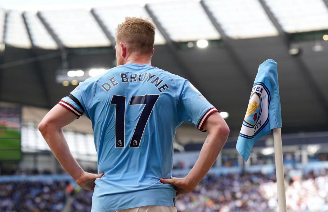 巴萨3-1逆转马竞喜忧参半：全场最佳奥尔莫肩膀脱臼，本赛季报销